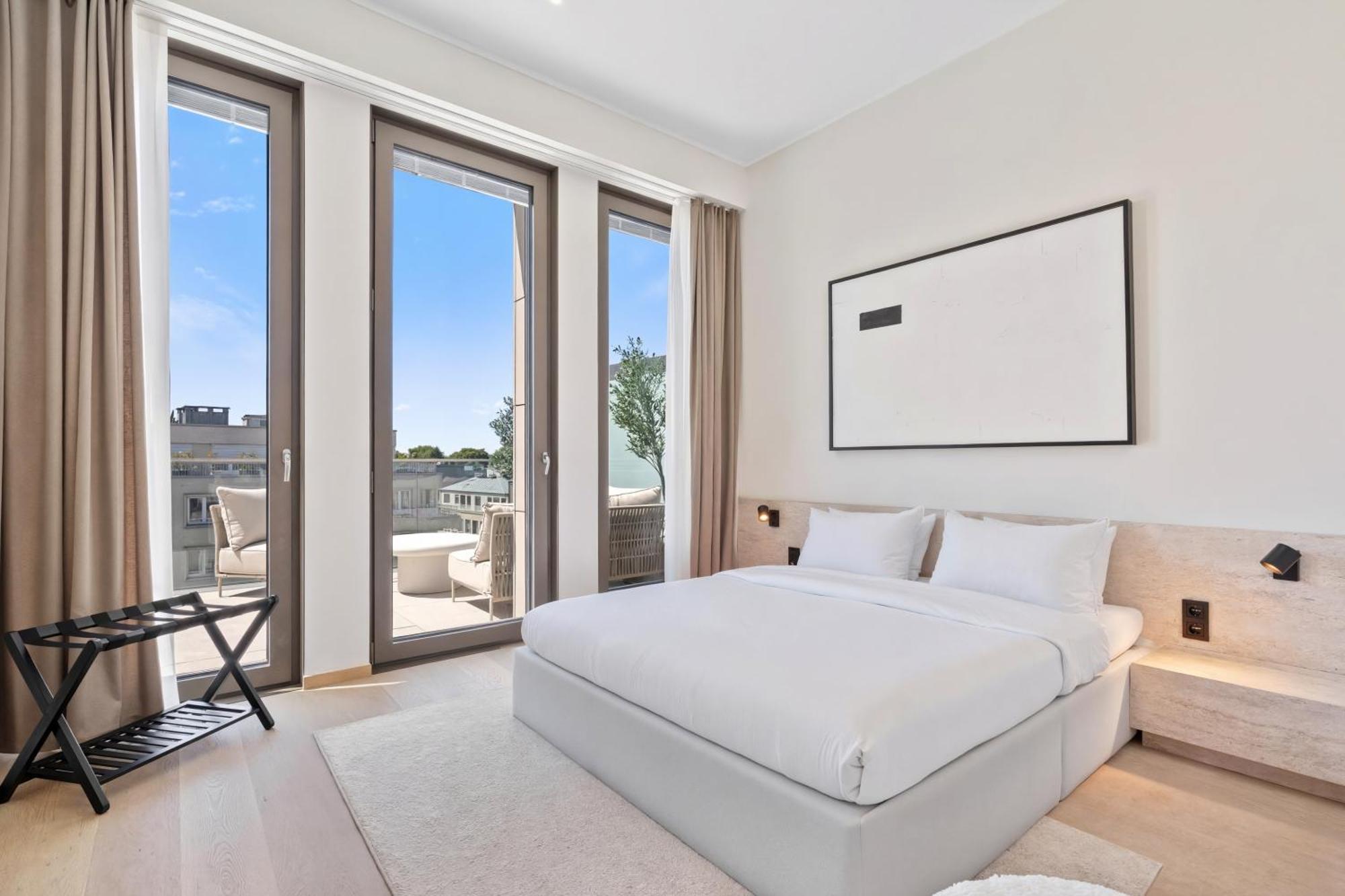 Voya Residence Zenit Royal - Luxury Apart Hotel Rooftop Views & Concierge Luxembourg Bagian luar foto
