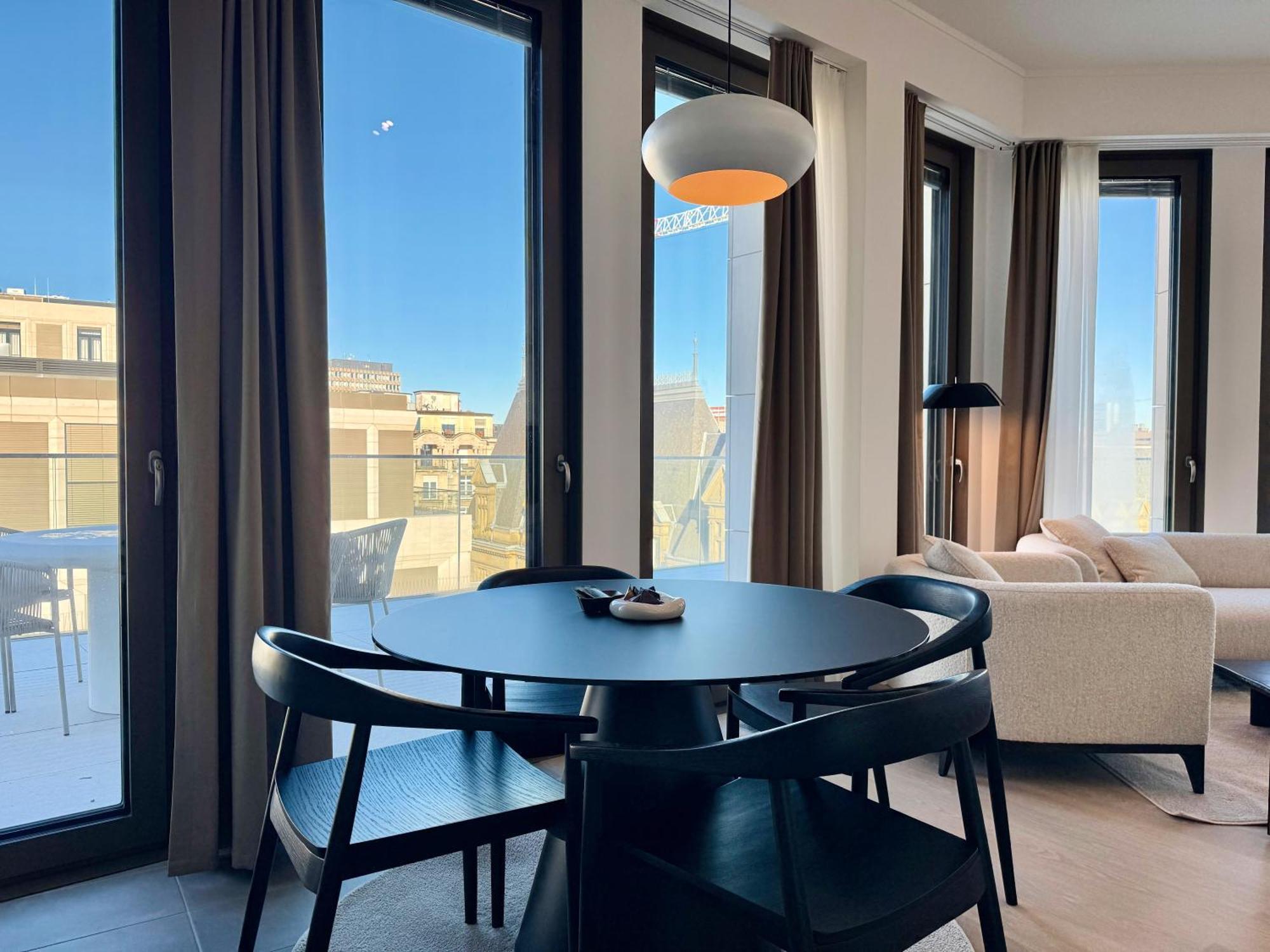 Voya Residence Zenit Royal - Luxury Apart Hotel Rooftop Views & Concierge Luxembourg Bagian luar foto