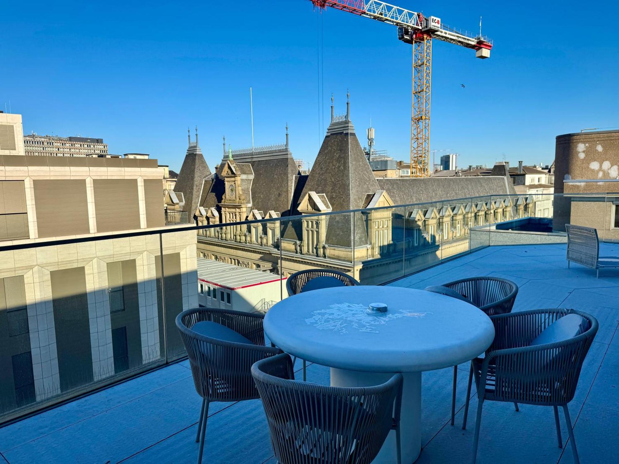 Voya Residence Zenit Royal - Luxury Apart Hotel Rooftop Views & Concierge Luxembourg Bagian luar foto