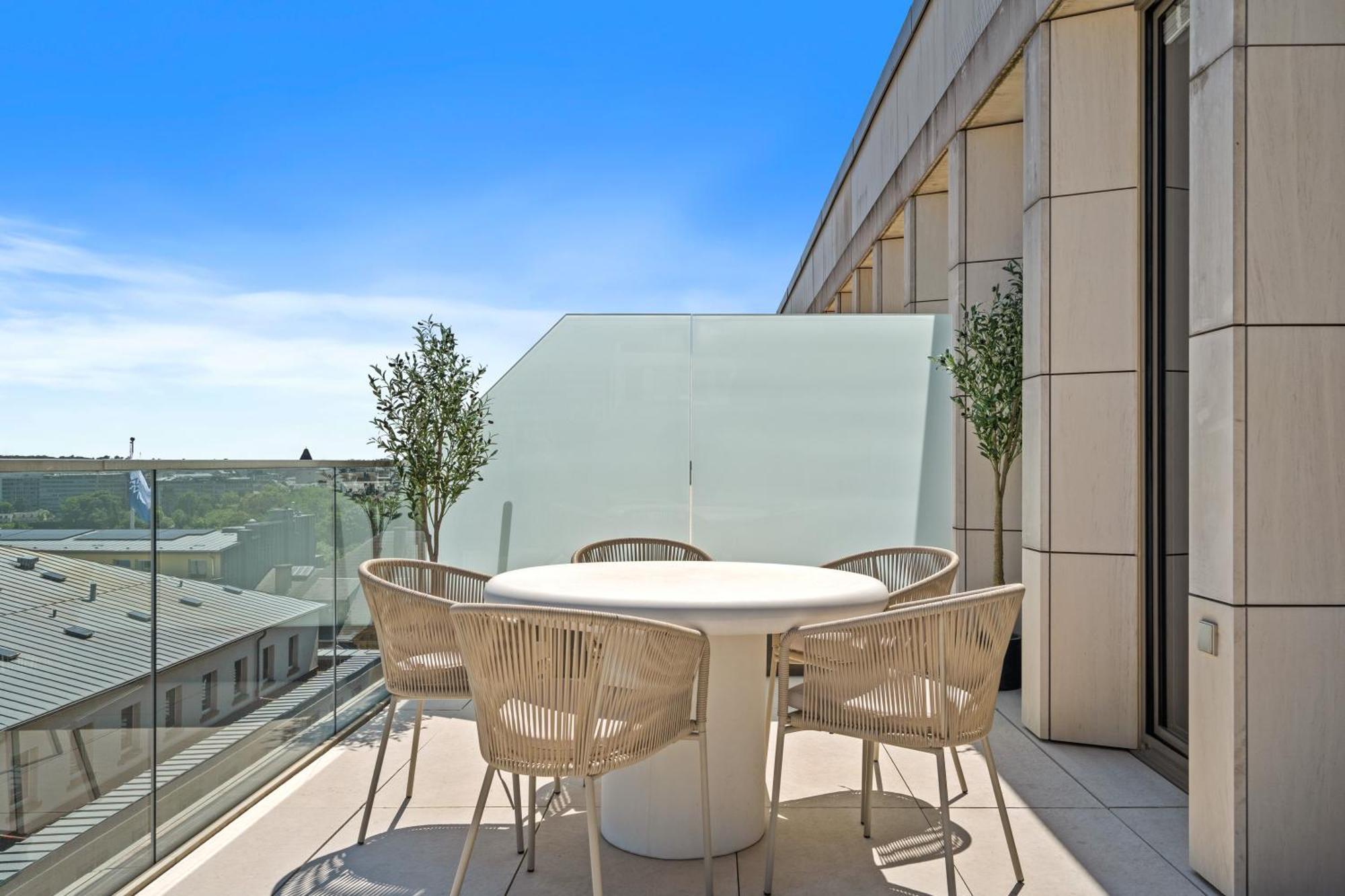 Voya Residence Zenit Royal - Luxury Apart Hotel Rooftop Views & Concierge Luxembourg Bagian luar foto