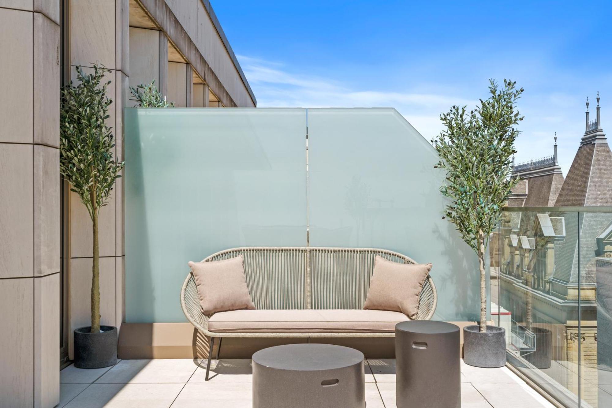 Voya Residence Zenit Royal - Luxury Apart Hotel Rooftop Views & Concierge Luxembourg Bagian luar foto