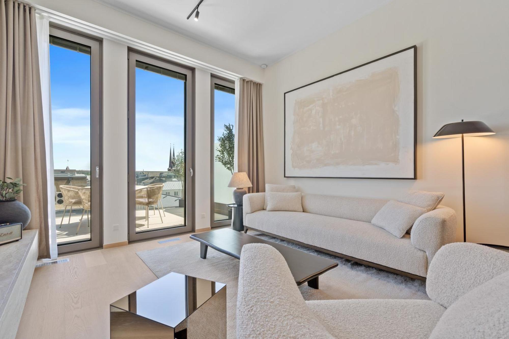 Voya Residence Zenit Royal - Luxury Apart Hotel Rooftop Views & Concierge Luxembourg Bagian luar foto
